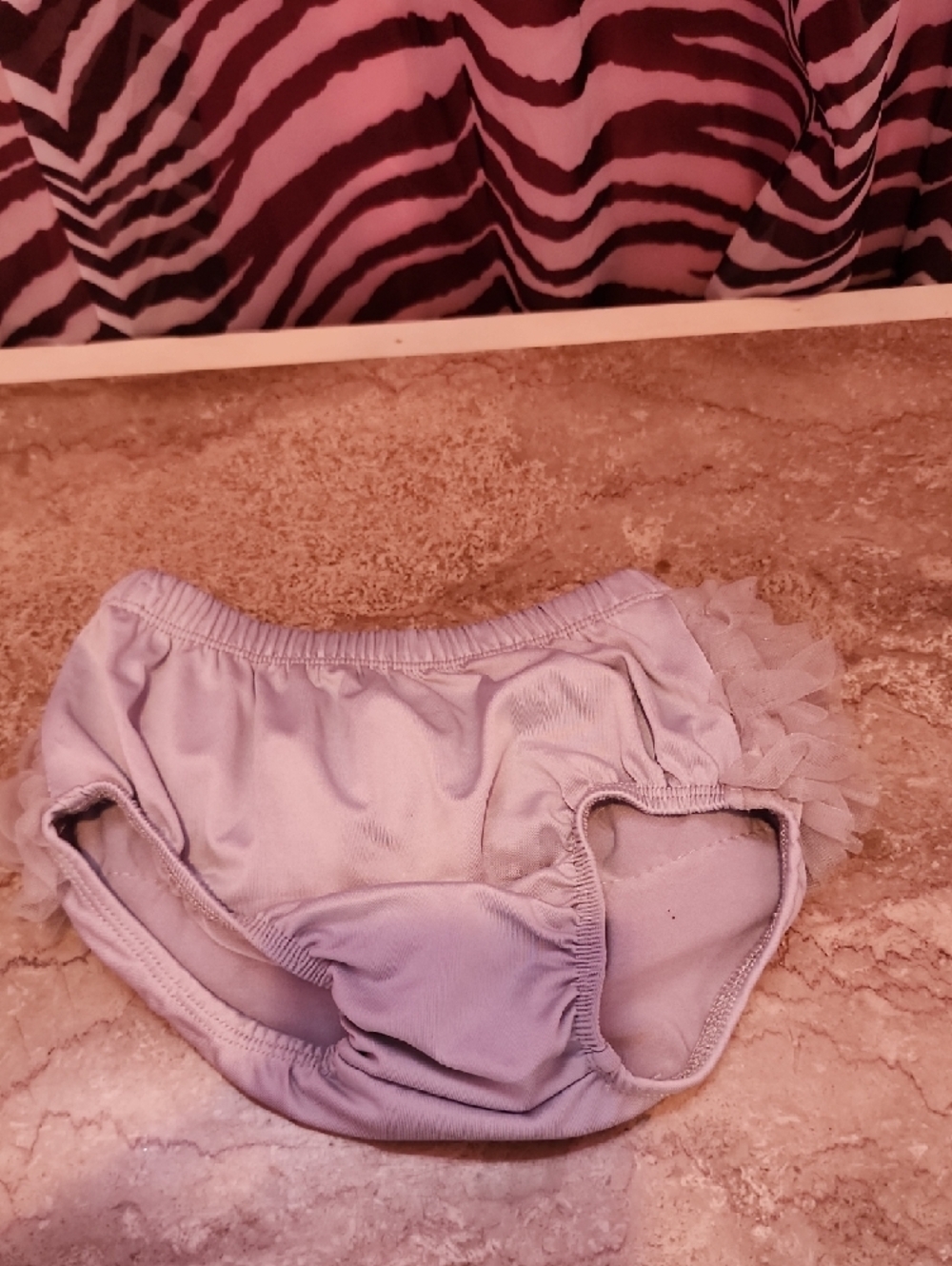 Kids Ruffle Bloomers - Light Gray - Picture 2 of 2